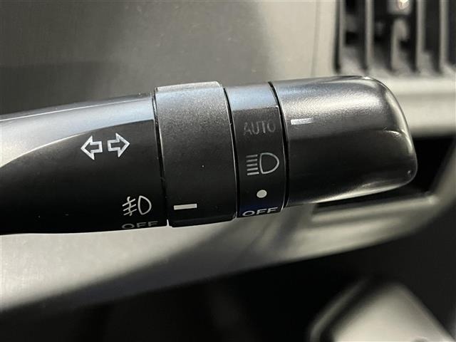 Toyota PRIUS 2012 7988506-7