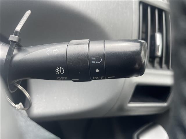 Toyota PRIUS 2011 7988508-21