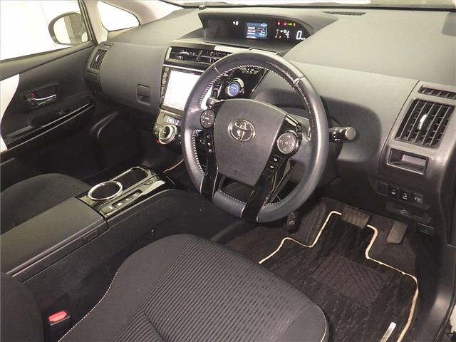 Toyota PRIUS 2016 7988512-3
