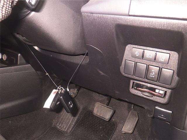 Toyota PRIUS 2015 7988514-8