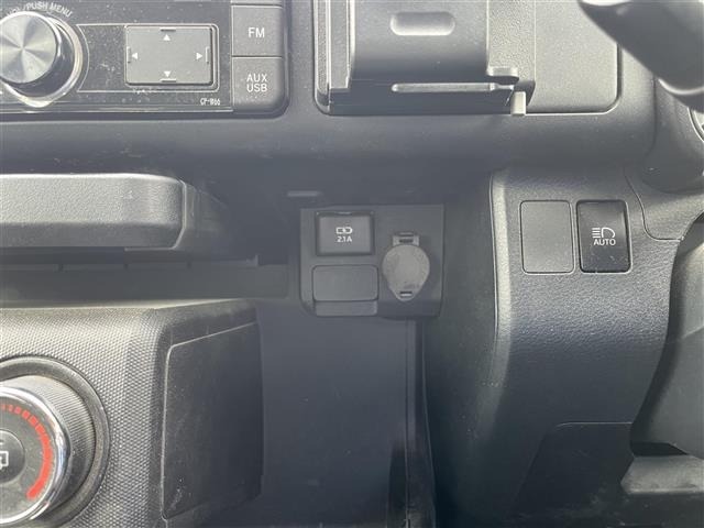 Toyota PROBOX VAN 2020 7988705-22