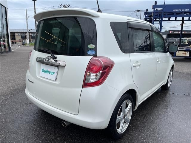 Toyota RACTIS 2009 7988551-2