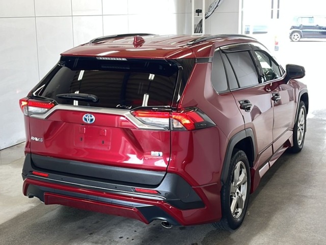 Toyota RAV4 2021 7988363-1