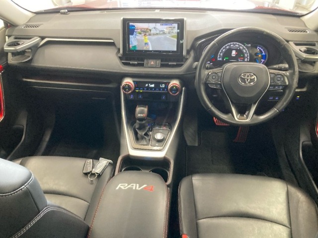 Toyota RAV4 2021 7988363-3
