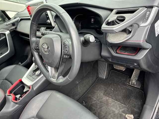Toyota RAV4 2021 7988372-3