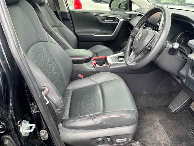 Toyota RAV4 2021 7988372-7
