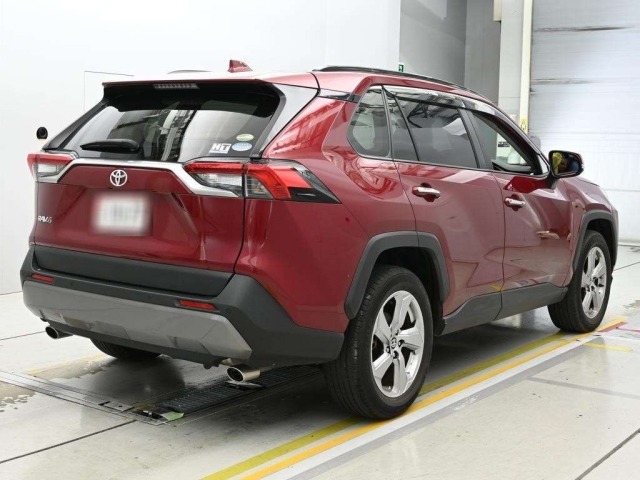 Toyota RAV4 2020 7988381-1