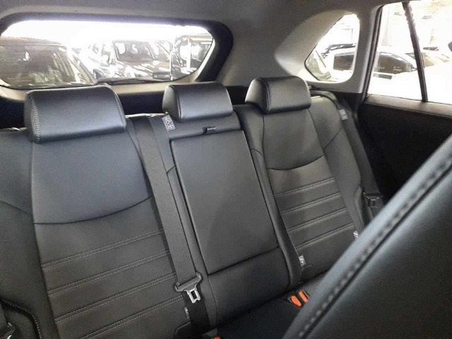 Toyota RAV4 2020 7988381-11