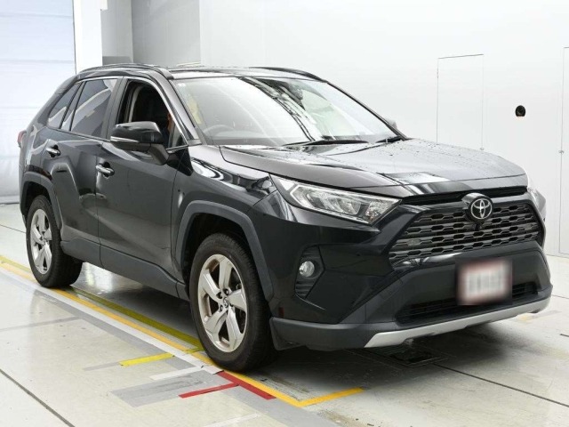 Toyota RAV4 2021 7988383-5