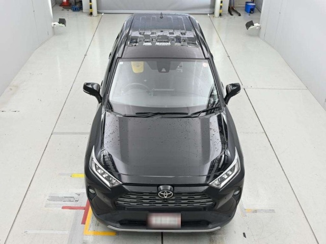 Toyota RAV4 2021 7988383-7