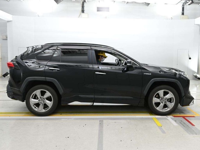 Toyota RAV4 2019 7988384-3