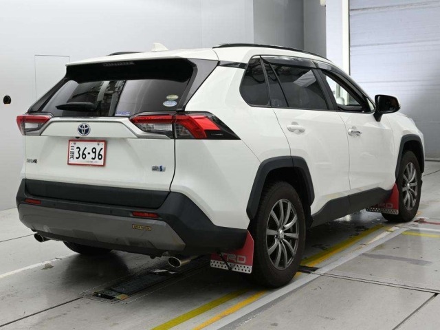 Toyota RAV4 2020 7988385-1