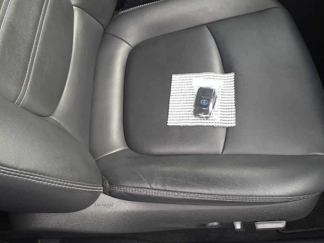 Toyota RAV4 2019 7988386-10