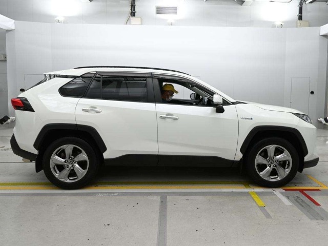 Toyota RAV4 2019 7988386-3
