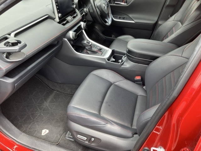 Toyota RAV4 2021 7988389-9