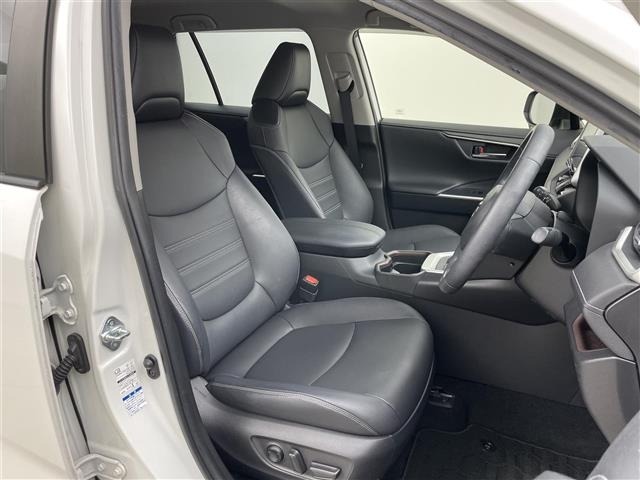 Toyota RAV4 2021 7988409-1