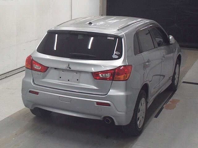 Mitsubishi RVR 2011 7983873-5