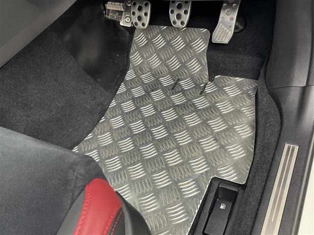 Subaru SUBARU 2017 7985004-9