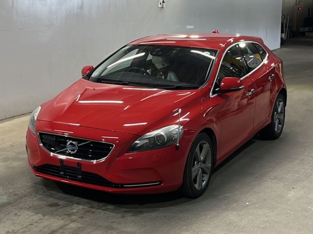 Volvo V40 2014 7988583-0