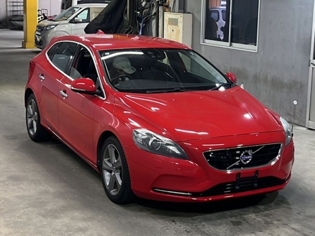Volvo V40 2014 7988583-4