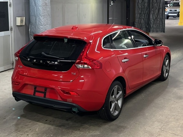 Volvo V40 2014 7988583-5