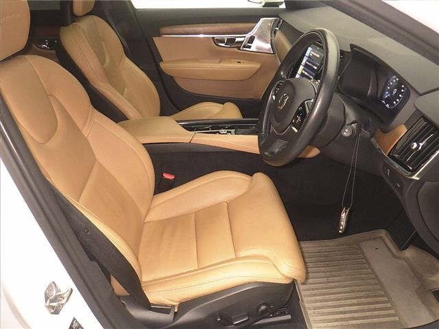 Volvo V90 2017 7984094-5