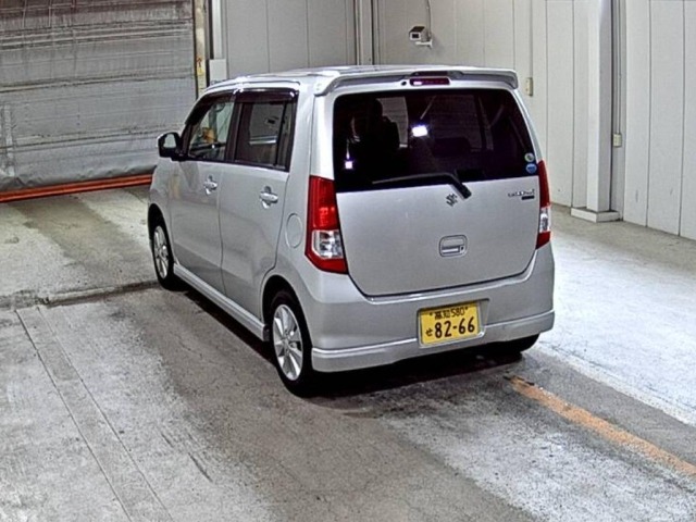 Suzuki WAGON R 2011 7984231-1