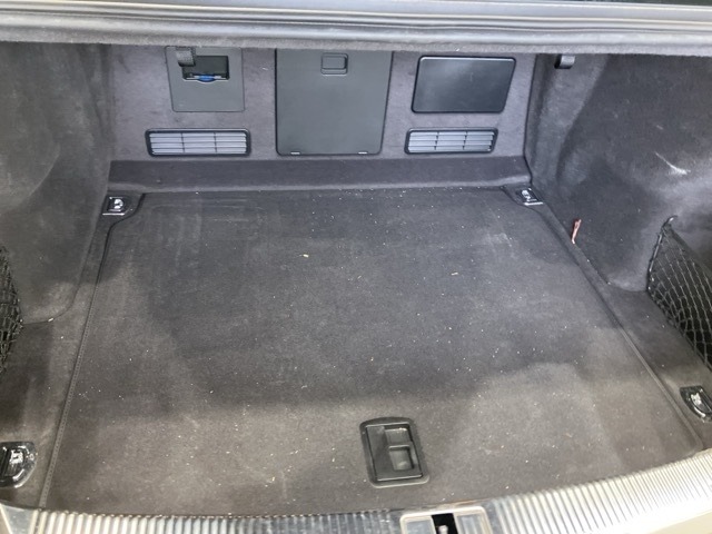 Audi A8 2012 8014469-12