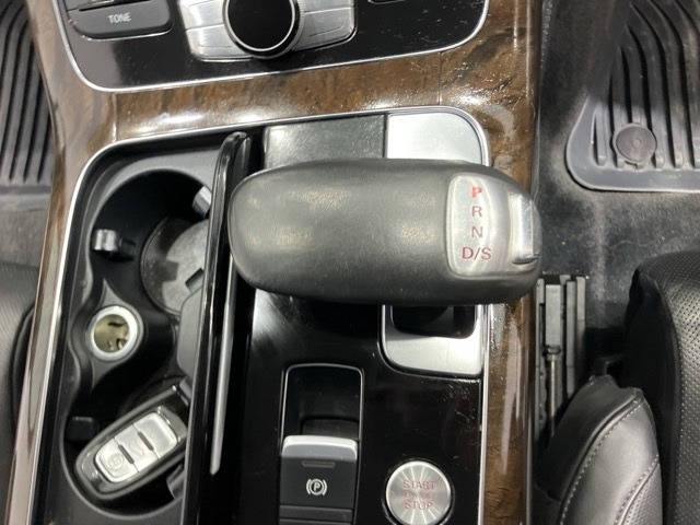 Audi A8 2012 8014469-5