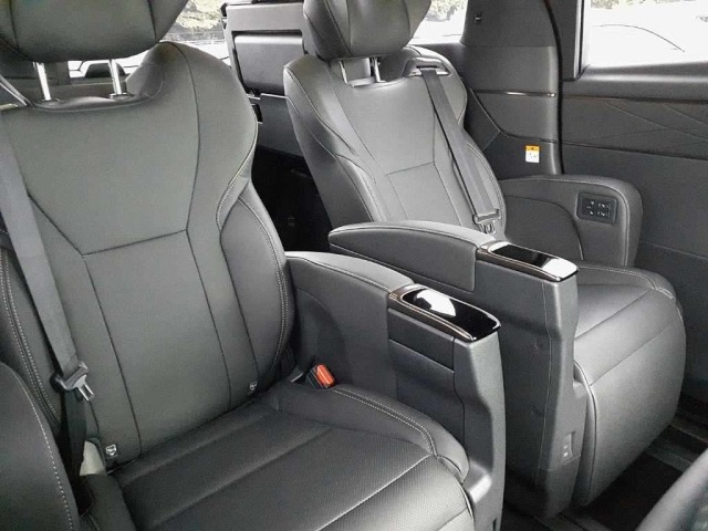 Toyota ALPHARD 2025 8014844-11
