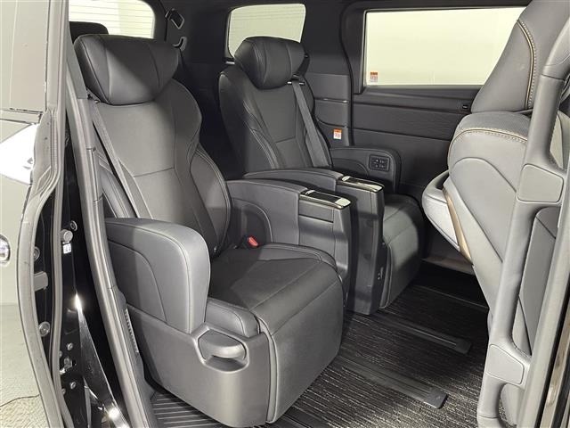 Toyota ALPHARD 2023 8015247-5