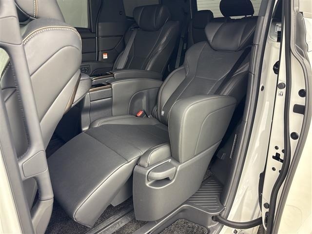 Toyota ALPHARD 2025 8015258-10