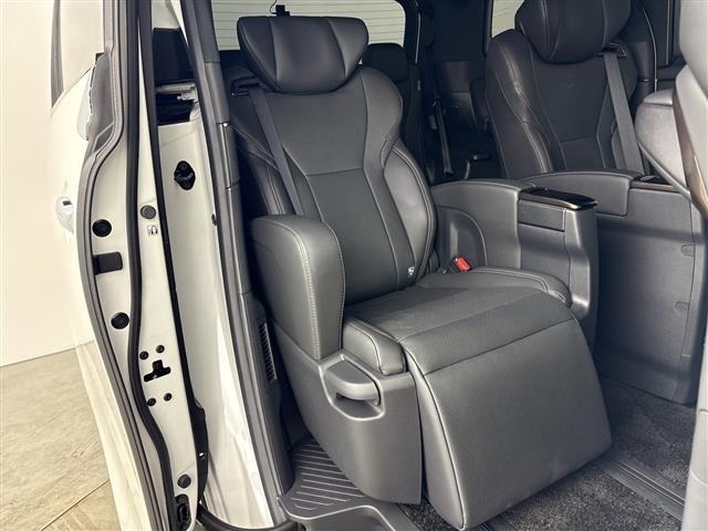 Toyota ALPHARD 2025 8015258-8