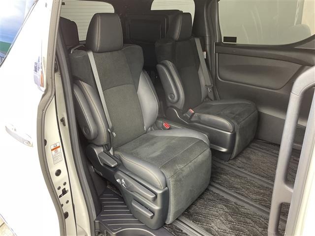 Toyota ALPHARD 2021 8015330-7