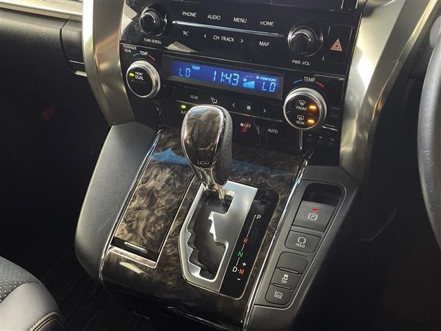 Toyota ALPHARD 2021 8015338-3
