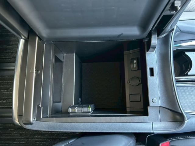 Toyota ALPHARD 2018 8015349-4