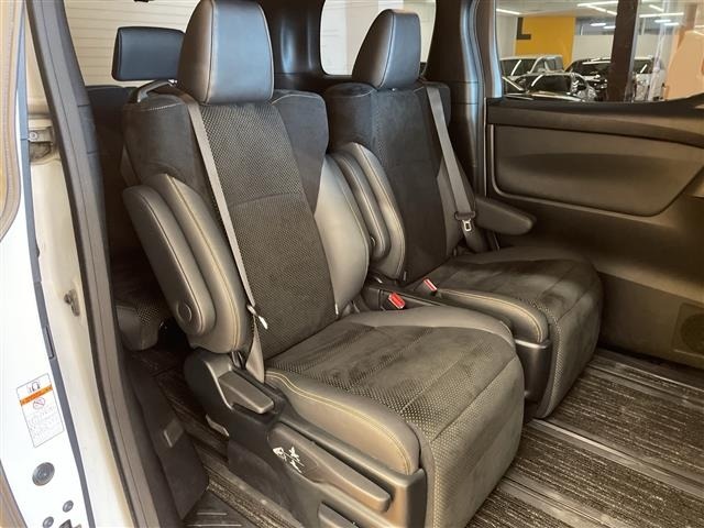 Toyota ALPHARD 2022 8015373-1