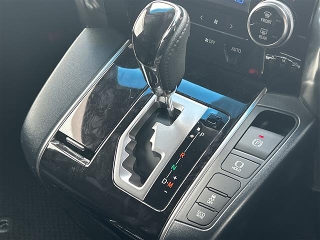 Toyota ALPHARD 2020 8015389-2