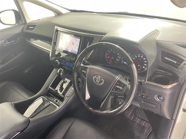 Toyota ALPHARD 2018 8015393-4