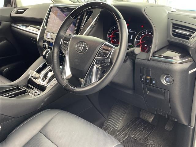 Toyota ALPHARD 2018 8015394-1