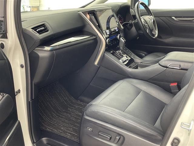 Toyota ALPHARD 2018 8015394-9