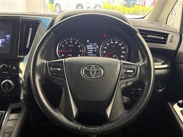 Toyota ALPHARD 2018 8015397-7