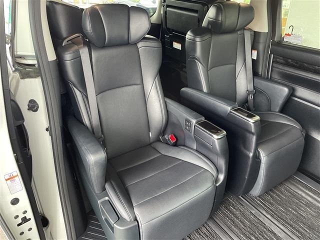Toyota ALPHARD 2018 8015404-18