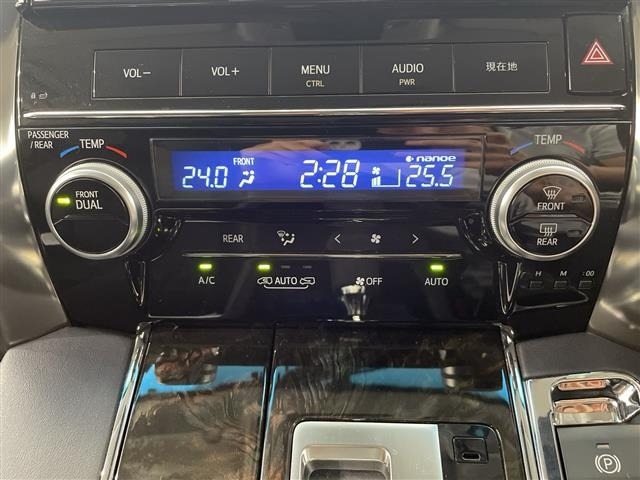 Toyota ALPHARD 2016 8015410-9