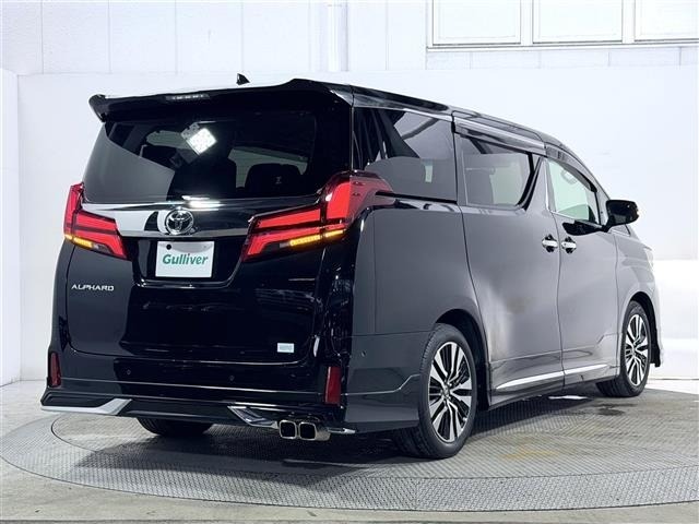 Toyota ALPHARD 2021 8015411-17