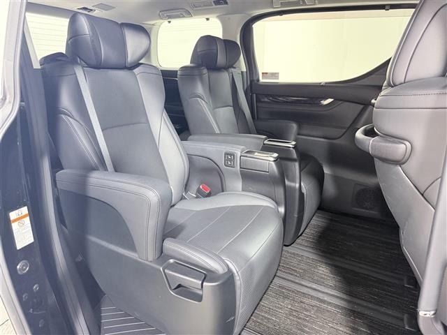Toyota ALPHARD 2021 8015411-4