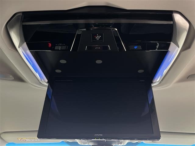 Toyota ALPHARD 2018 8015431-1