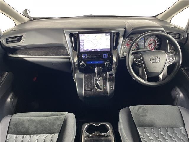 Toyota ALPHARD 2018 8015431-15