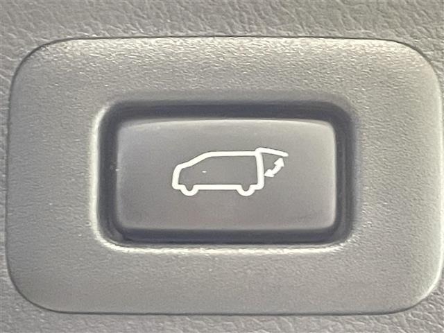 Toyota ALPHARD 2018 8015451-1