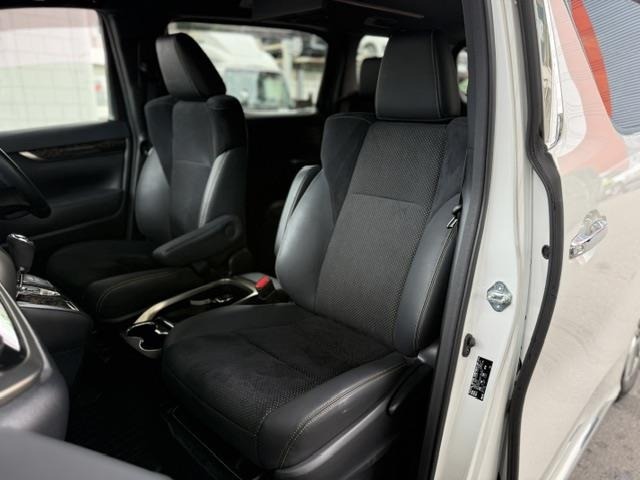 Toyota ALPHARD 2022 8015460-17